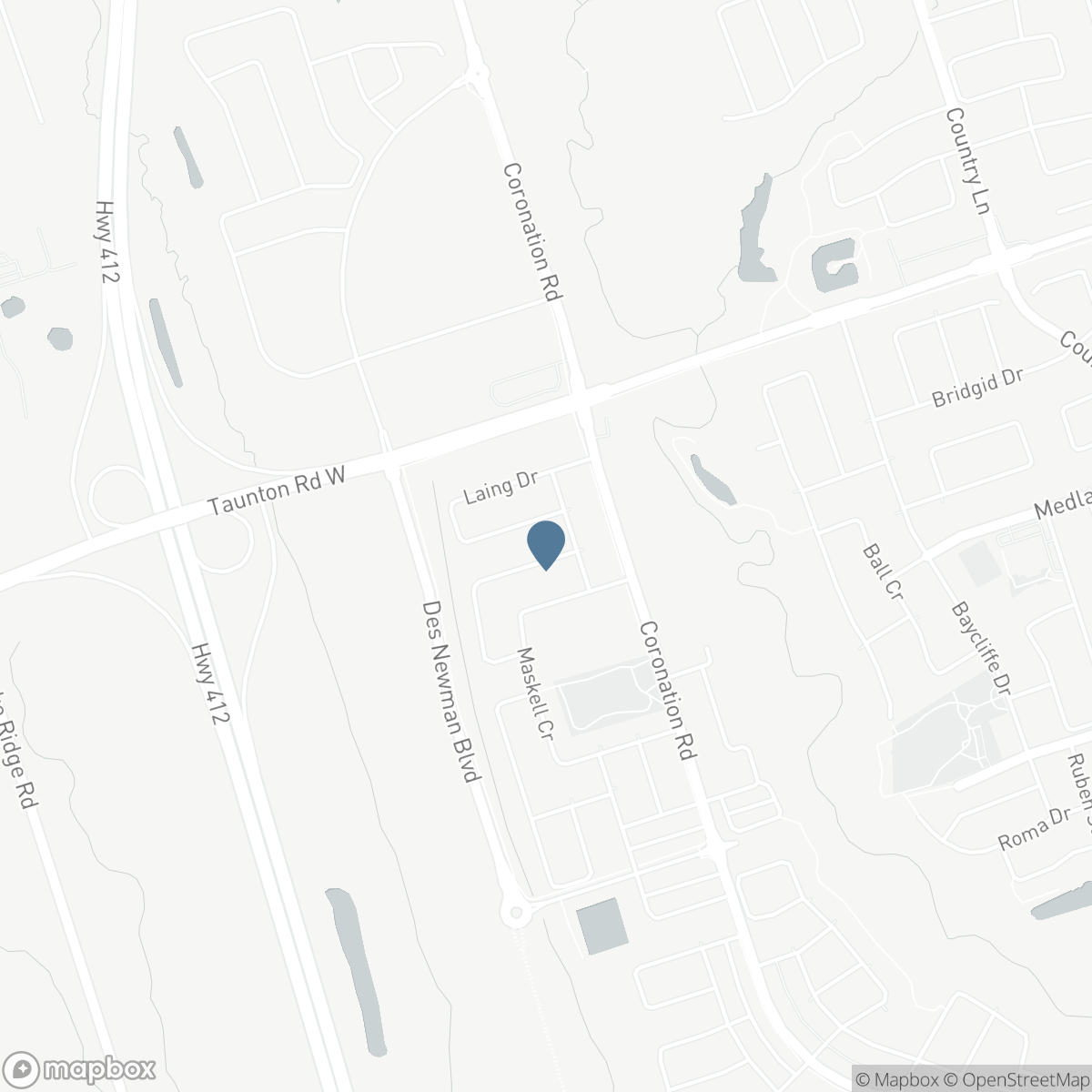 8 HUGGINS DRIVE, Whitby, Ontario L1P 0N4